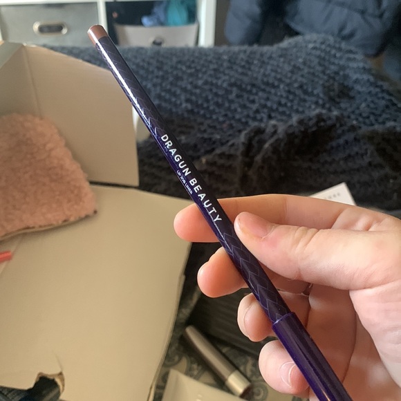 Dragun beauty - Lip liner + lip pencil sharpener - Picture 2 of 3